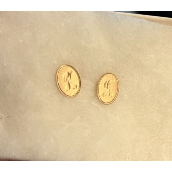 Oval Engraved Initial K Post Earrings 14K Solid Yellow Gold W 14K Backs 1.1 Gram - Picture 2 of 9